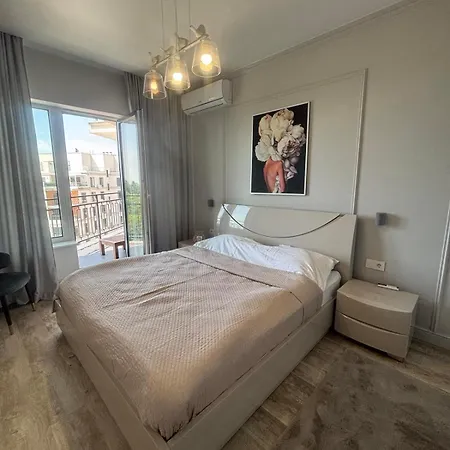 Luxury Marininist ,вид на море ,2 спальни * Odessa